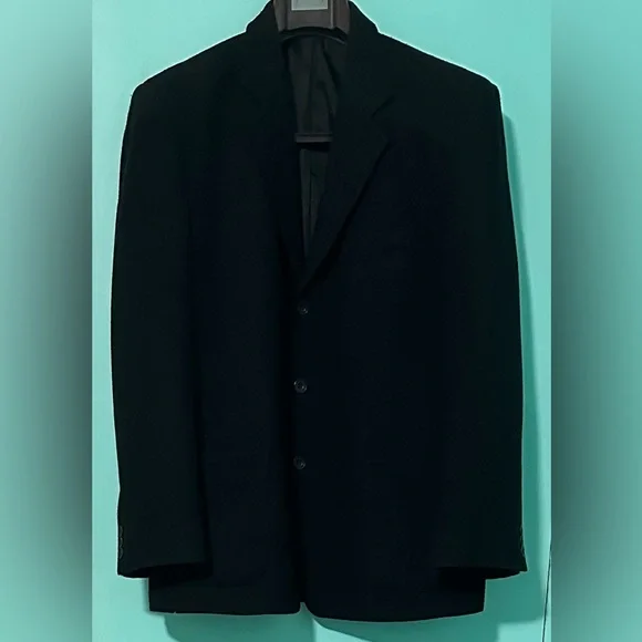 Classic Black Men's Blazer - Picture 2 of 5